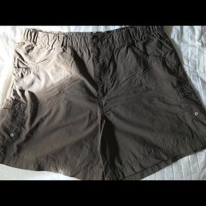 Columbia hiking shorts